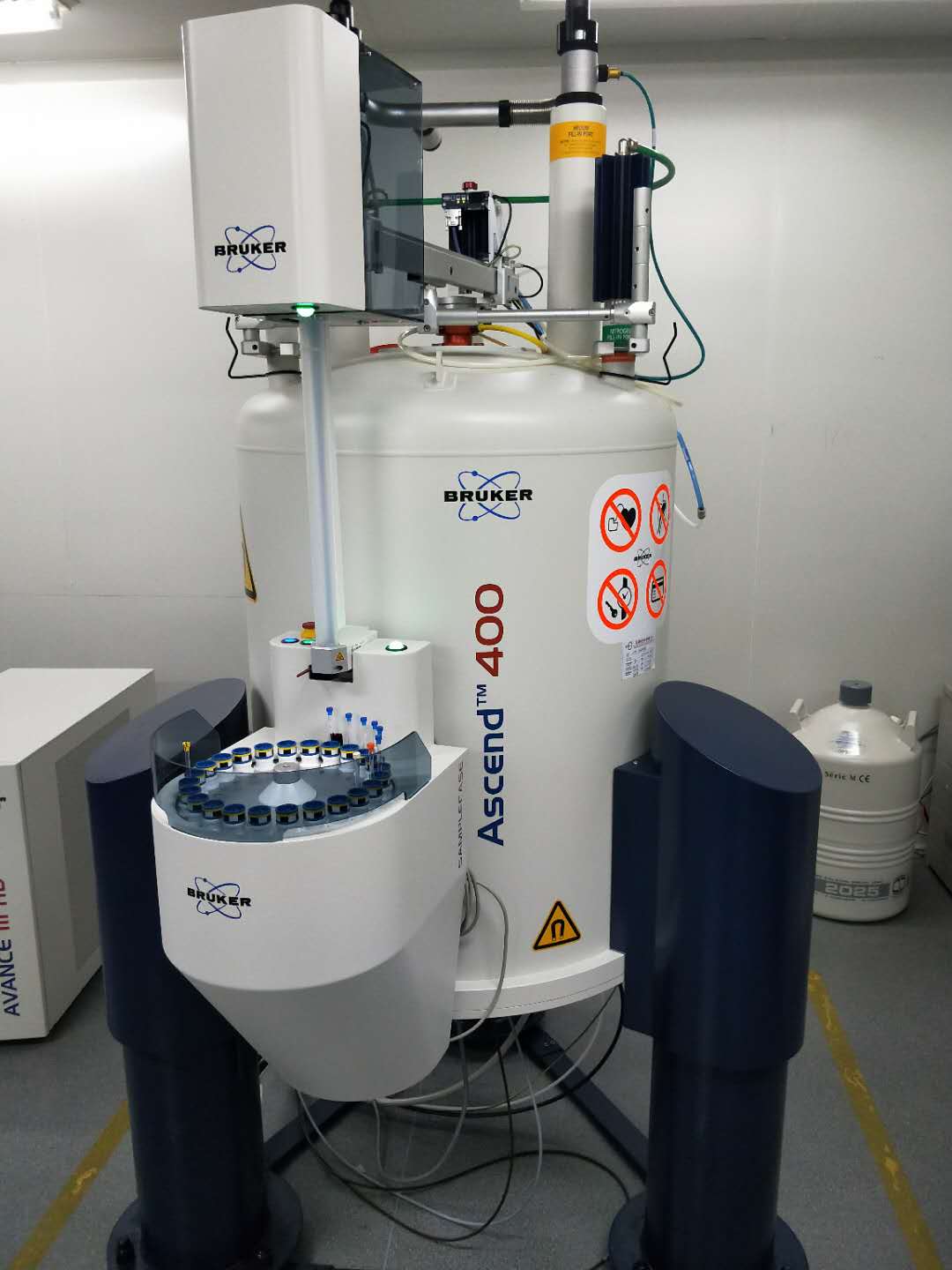 400M核磁共振波谱仪